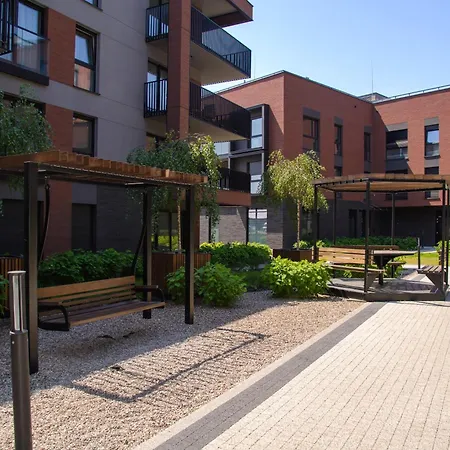 Maya's Flats & In 15 - Nadmotlawie Apartament