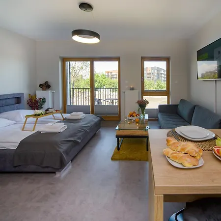 Maya's Flats & In 15 - Nadmotlawie Apartament *