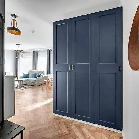 Maya's Flats & In 15 - Nadmotlawie *